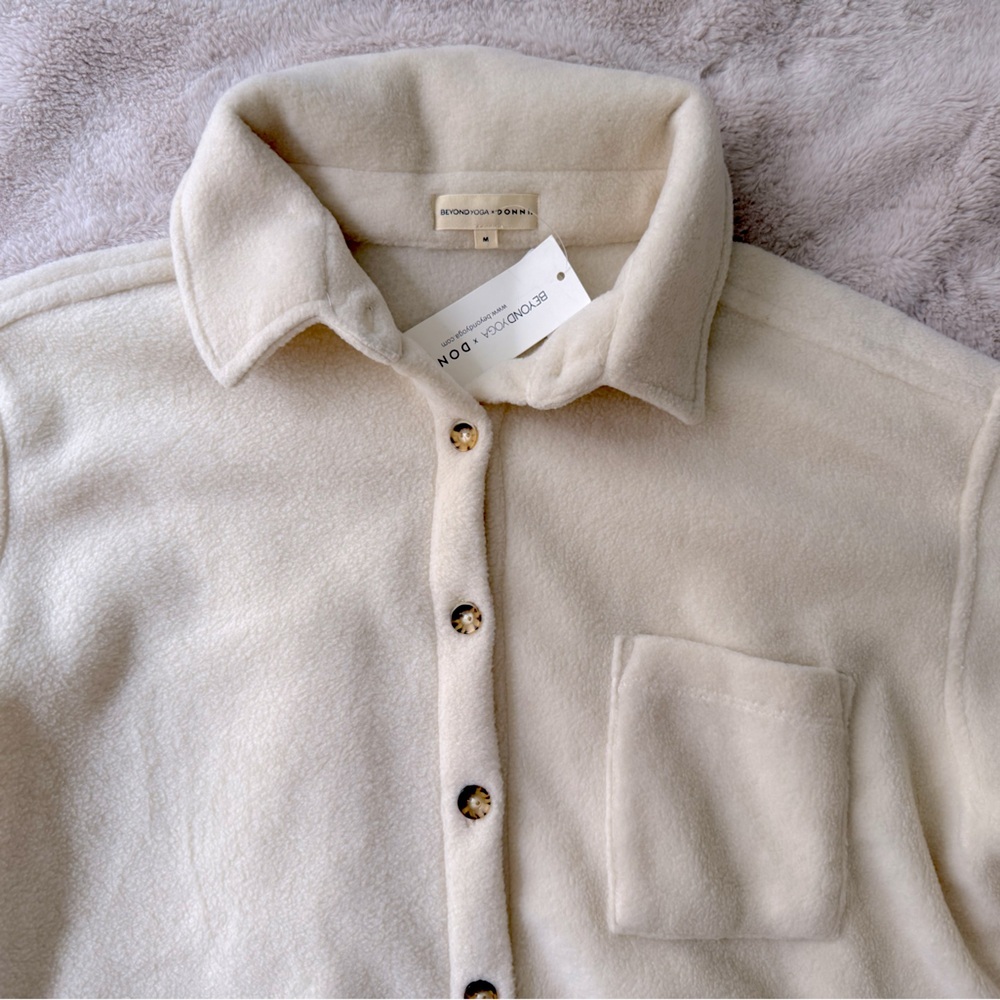 NWT Beyond Yoga x DONNI Polar Fleece Shacket Cream Size M - Picture 7 of 9